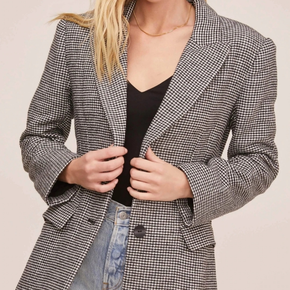 ASTR THE LABEL Black & White Herringbone Wool Blend Padded Blazer